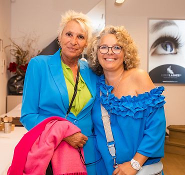 Luxuslashes, Ausstellung, Charity, 