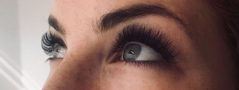 LUXUSLASHES® Lounge Wien 1